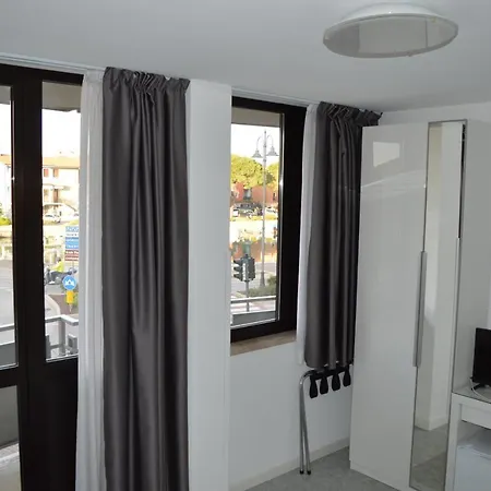 Euro Meuble グラード