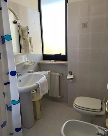 ホテル Euro Meuble グラード