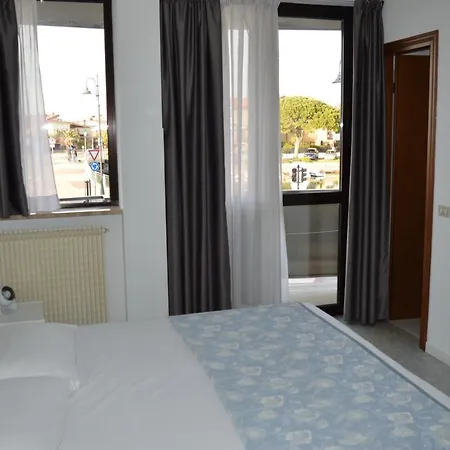 Hotel Euro Meuble 2*