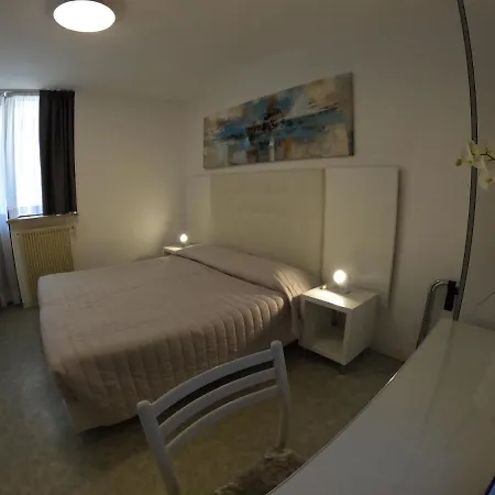 Euro Meuble Hotel