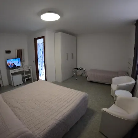 Hotel Euro Meuble
